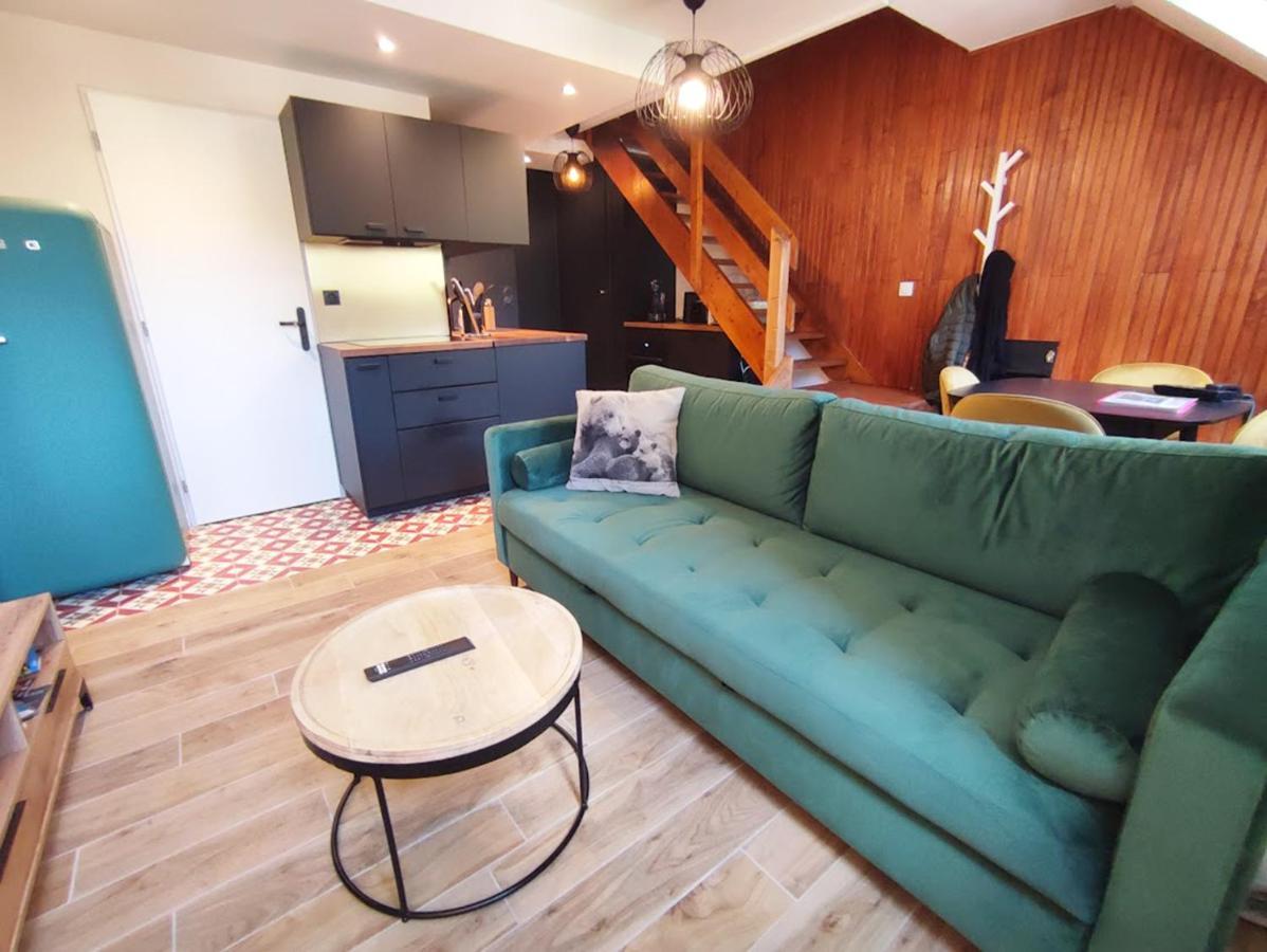 Au Cocon De Joy, T3 Duplex, Wifi, 4 Personnes Apartment Bagneres-de-Luchon Exterior photo