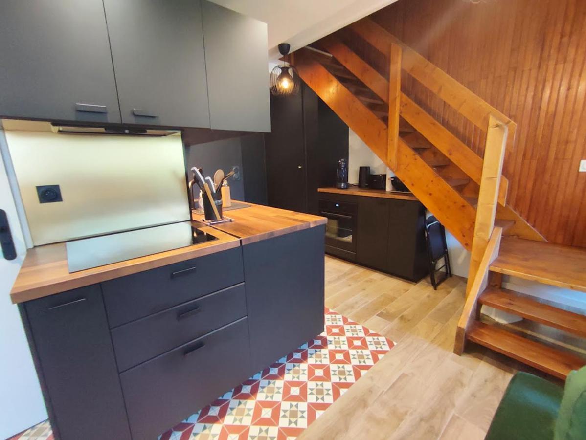 Au Cocon De Joy, T3 Duplex, Wifi, 4 Personnes Apartment Bagneres-de-Luchon Exterior photo